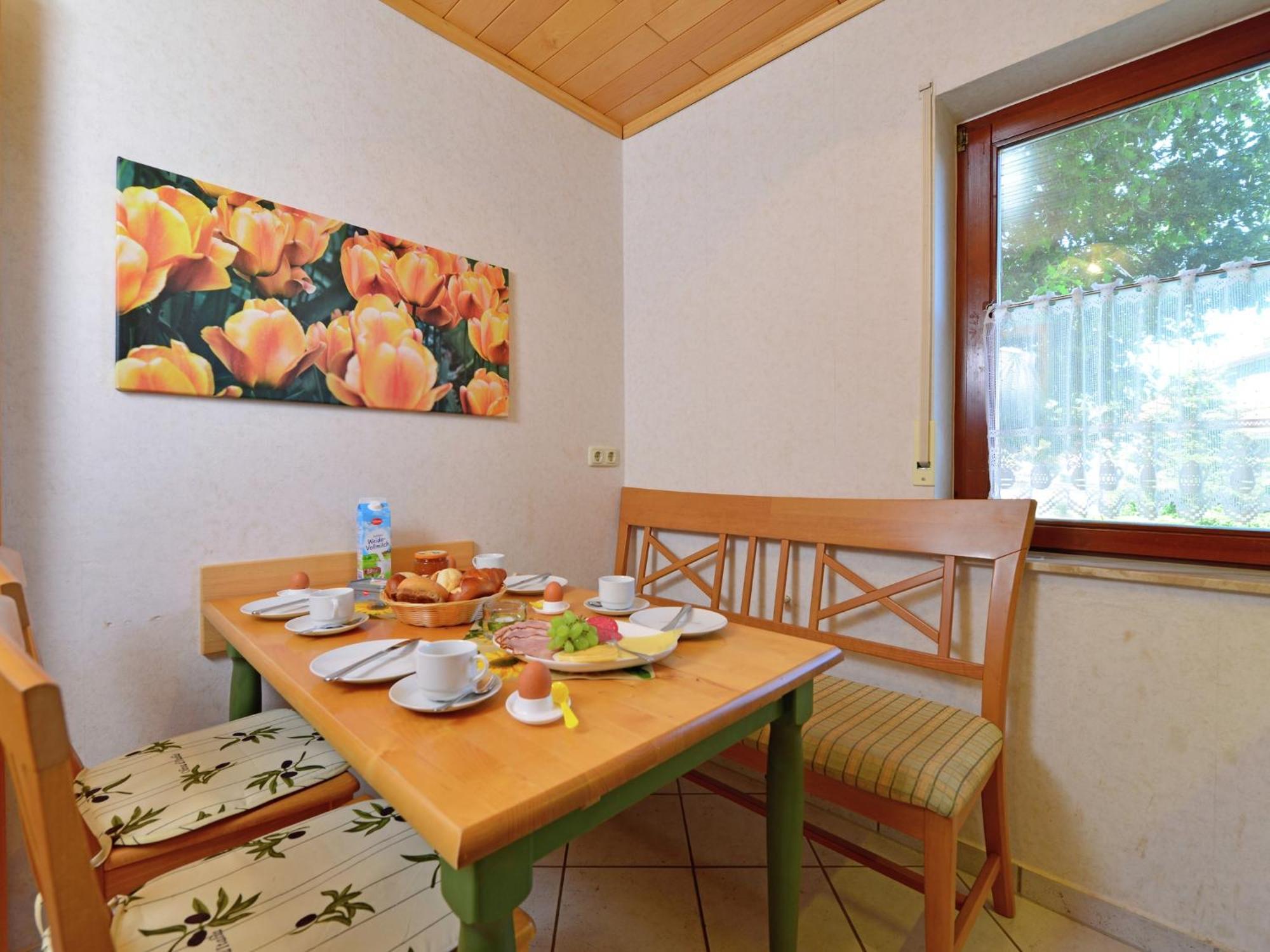 Quaint Apartment In Eimelrod Near Lake And Water Sports Willingen  Esterno foto